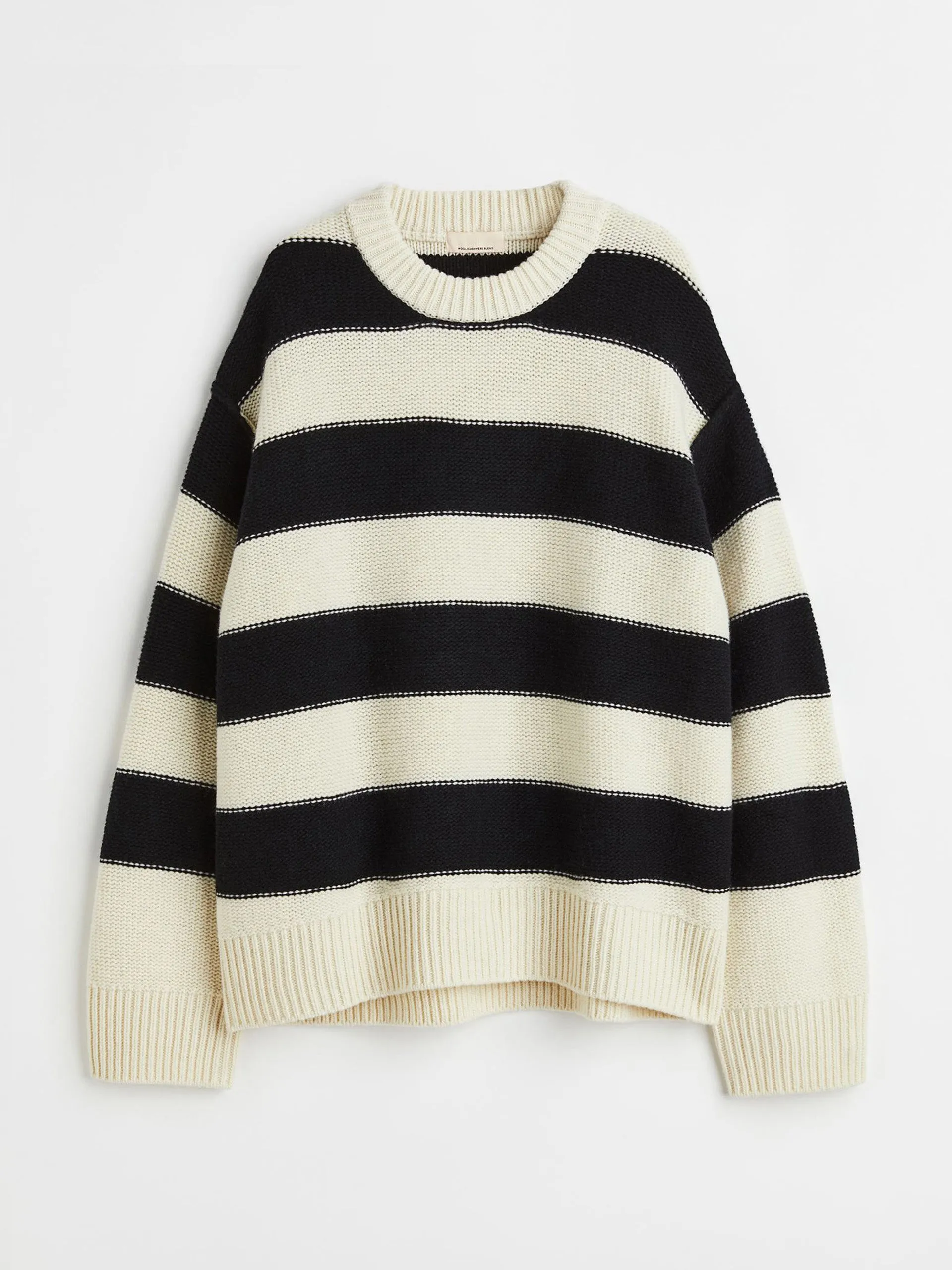 Cashmere-blend jumper