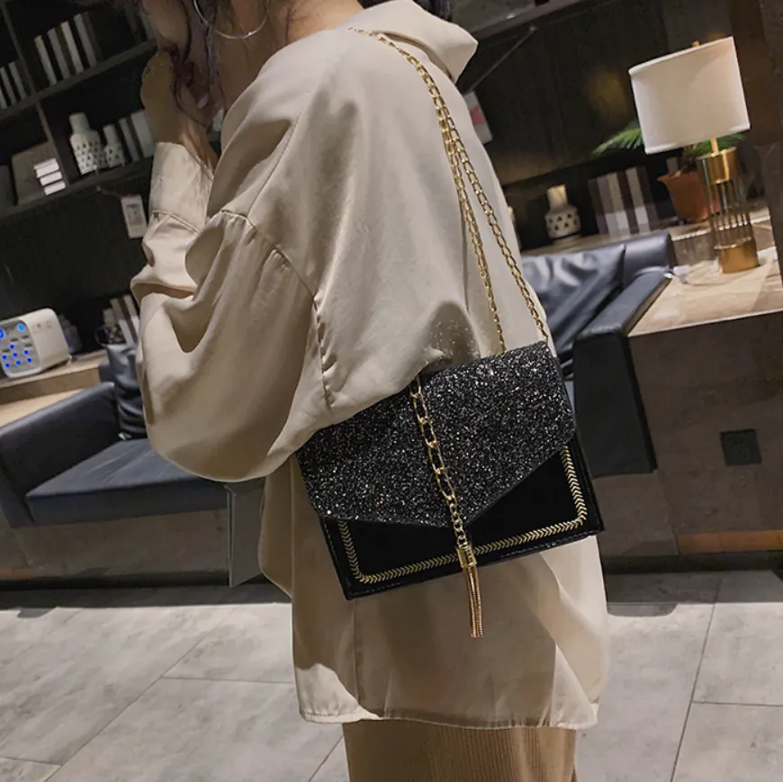 Chain Strap Mini Bag