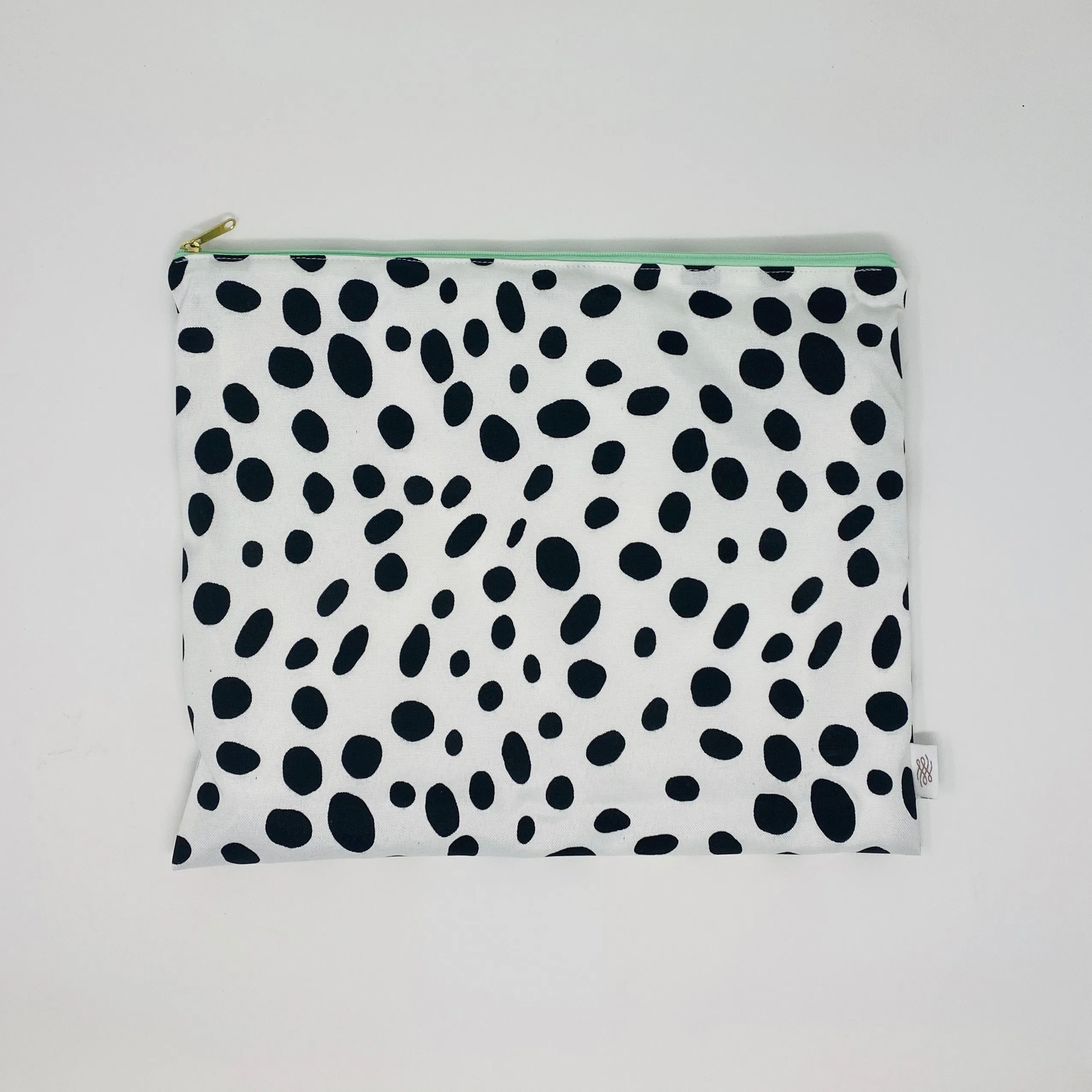 Logan   Lenora Portfolio Pouch