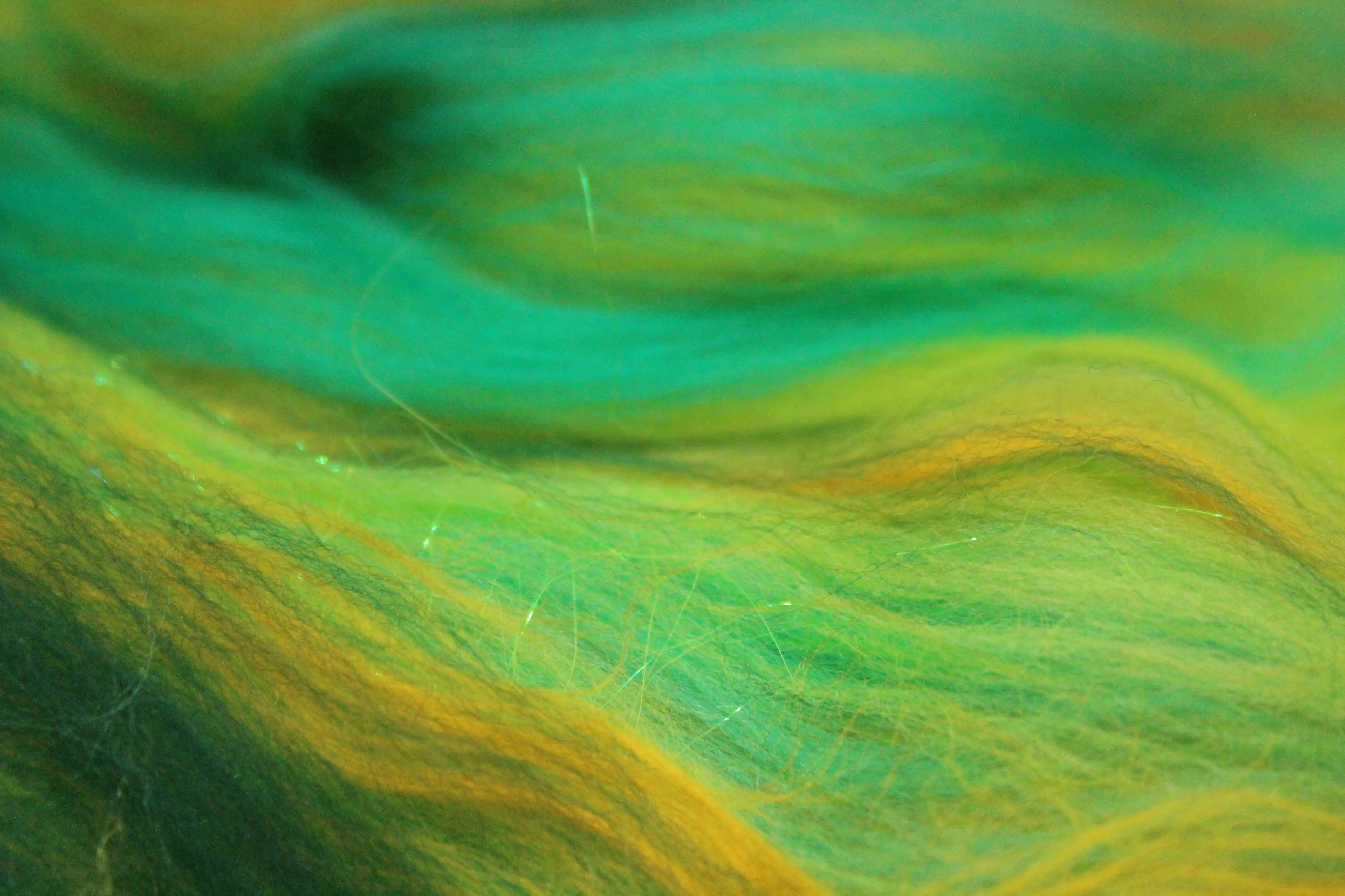 Merino Art Batt  - Green - 105 grams 3.7 oz - Wool for felting, spinning and weaving