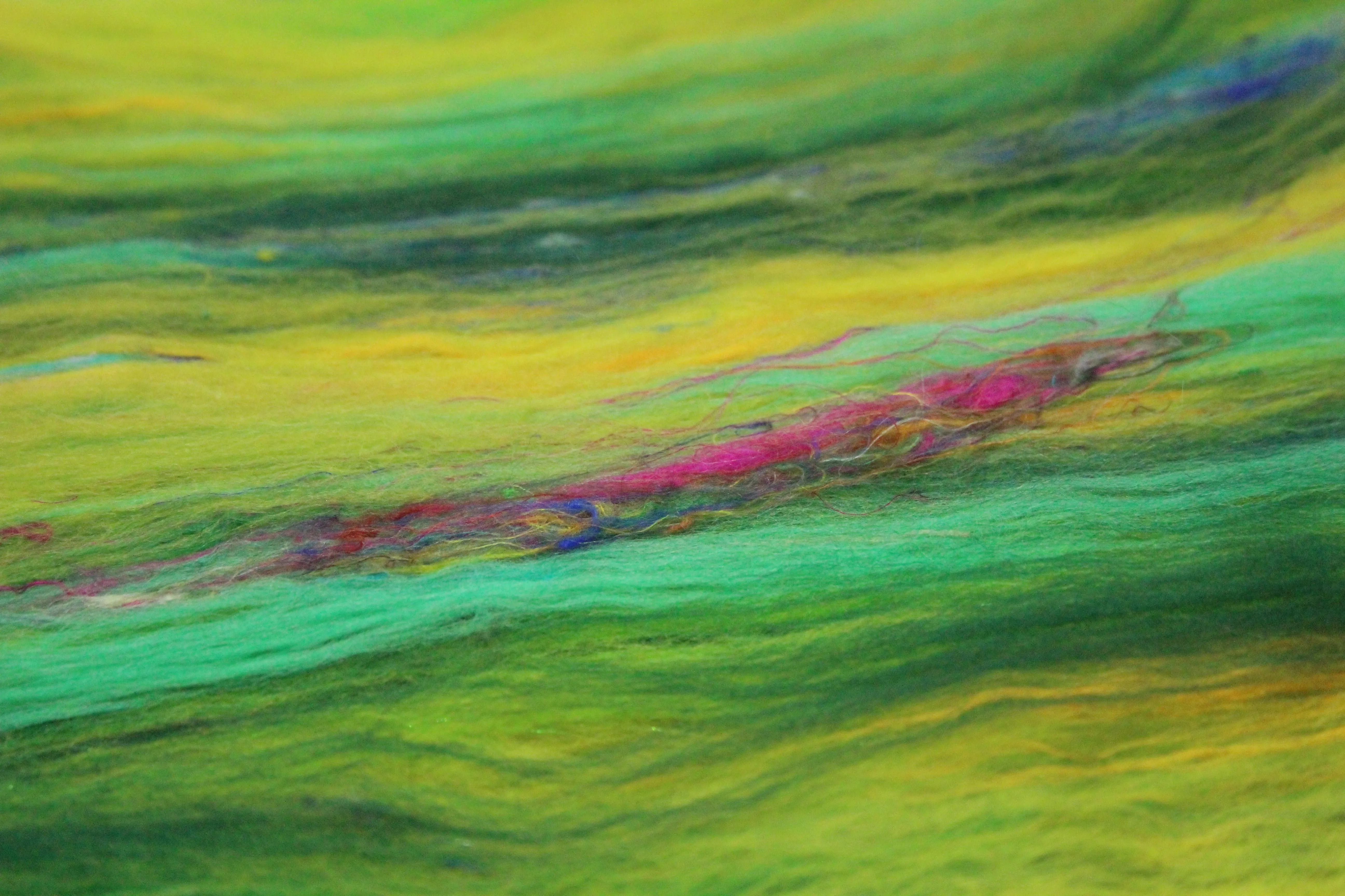 Merino Art Batt  - Green - 105 grams 3.7 oz - Wool for felting, spinning and weaving