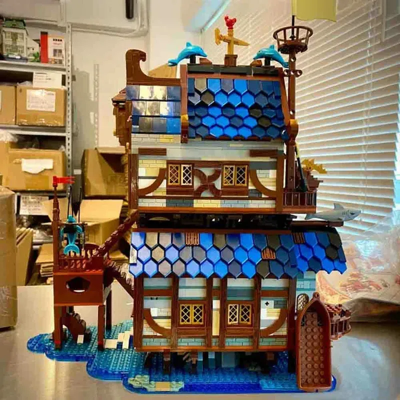 MOC Creator Expert Medieval Town Fishing Store Bricks Toy 66007