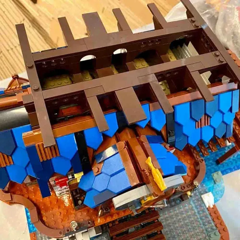 MOC Creator Expert Medieval Town Fishing Store Bricks Toy 66007
