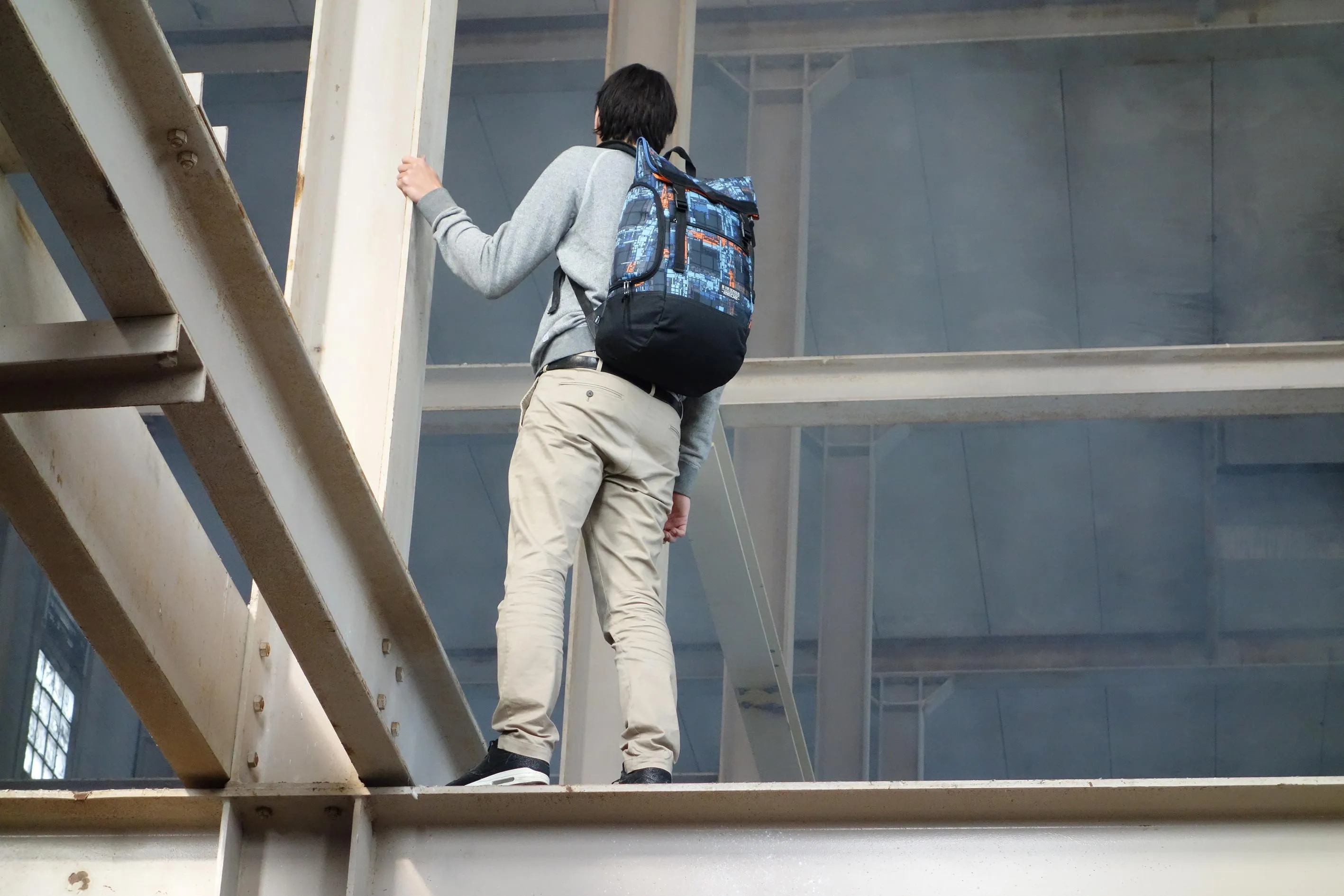 Mr. Serious vs. Zedz Wanderer backpack
