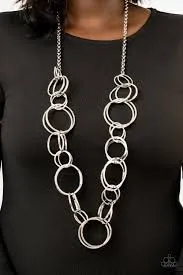 Paparazzi Accessories  - Natural-Born RINGLEADER #N197 Peg- Silver Necklace