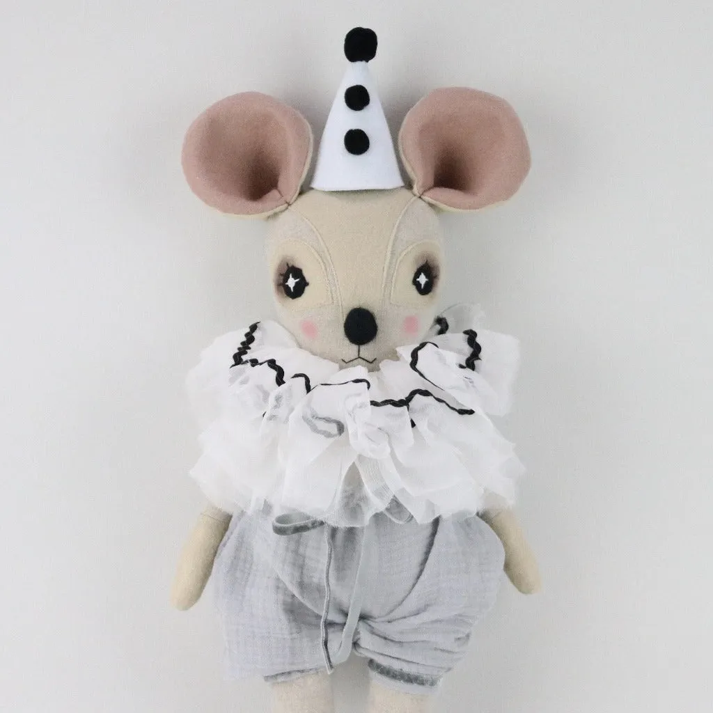 Pierrot Danny Dormouse