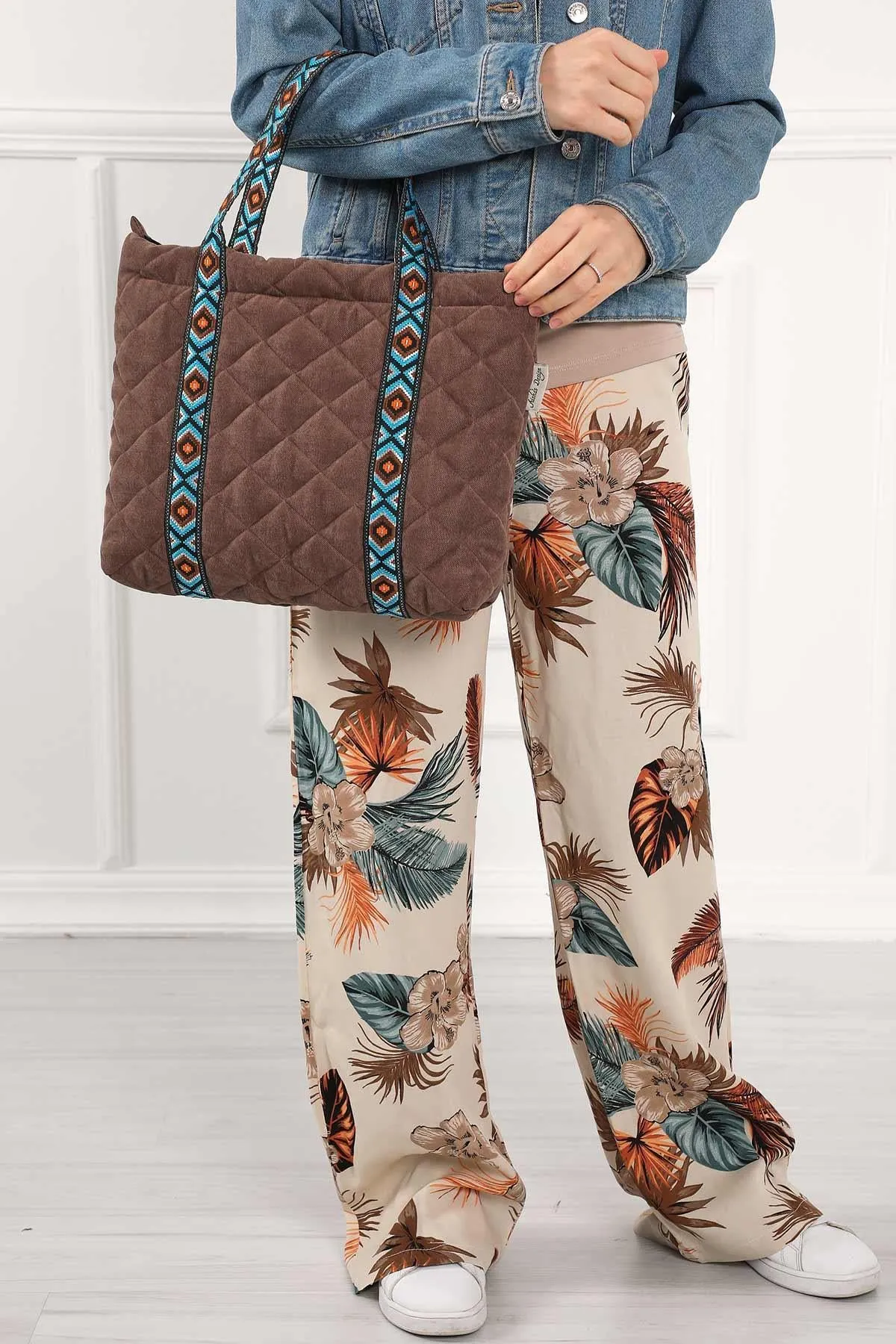 Quilted Polyester Knit Fabric Stylish Handbag with Beautiful Accessory for Women,CK-29