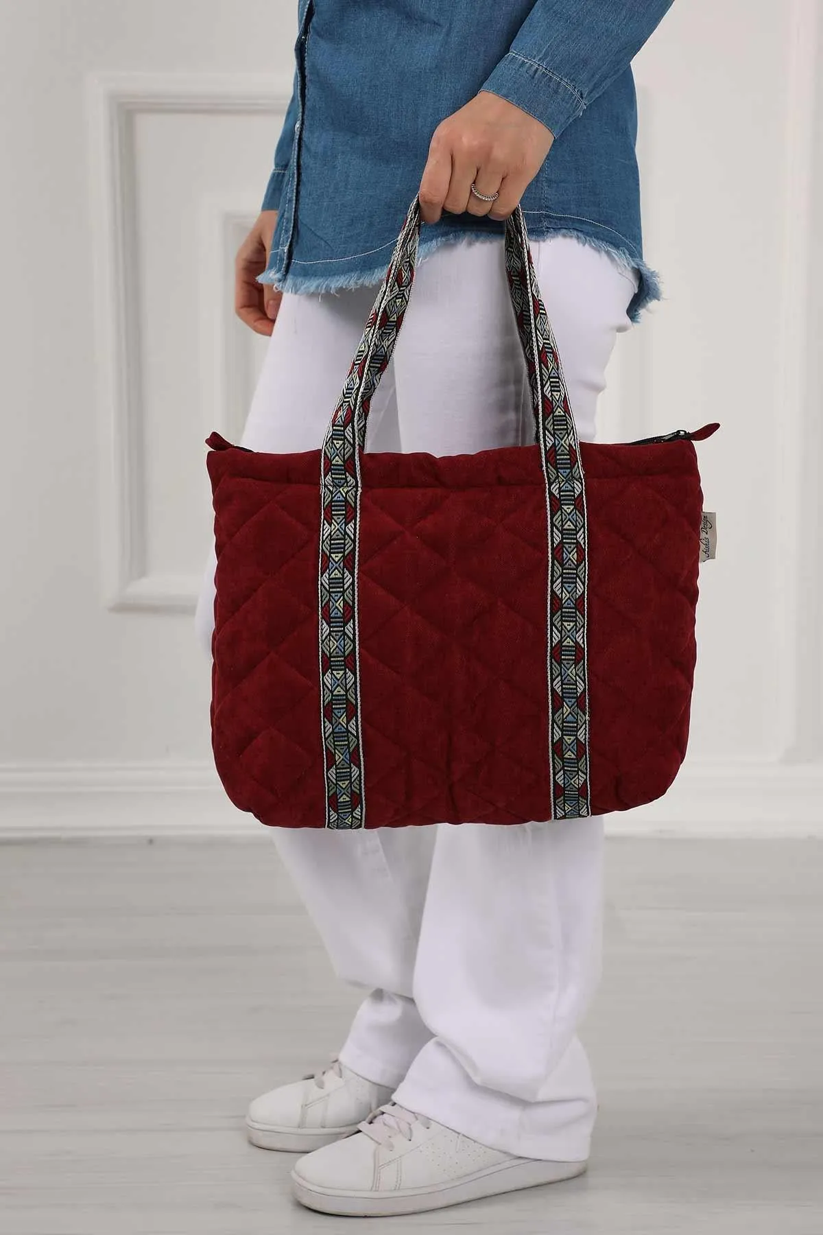 Quilted Polyester Knit Fabric Stylish Handbag with Beautiful Accessory for Women,CK-29