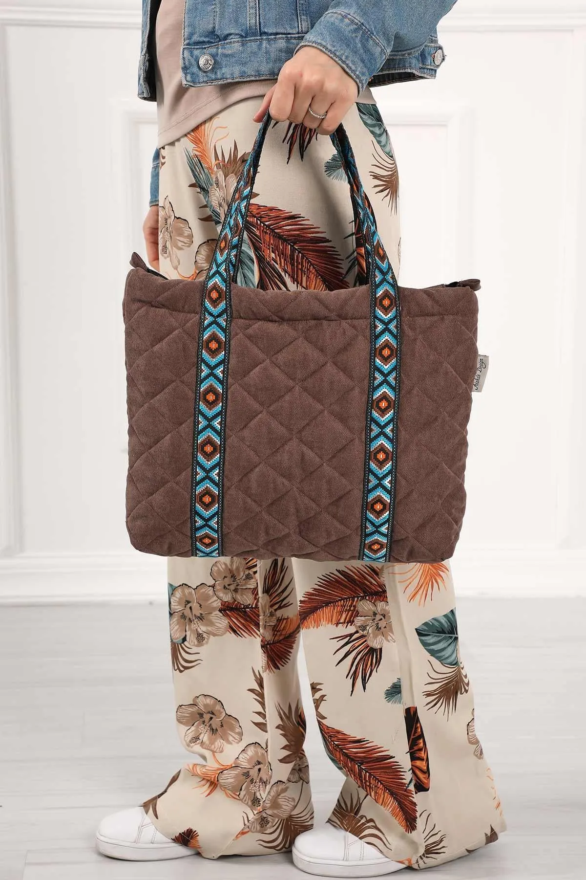 Quilted Polyester Knit Fabric Stylish Handbag with Beautiful Accessory for Women,CK-29
