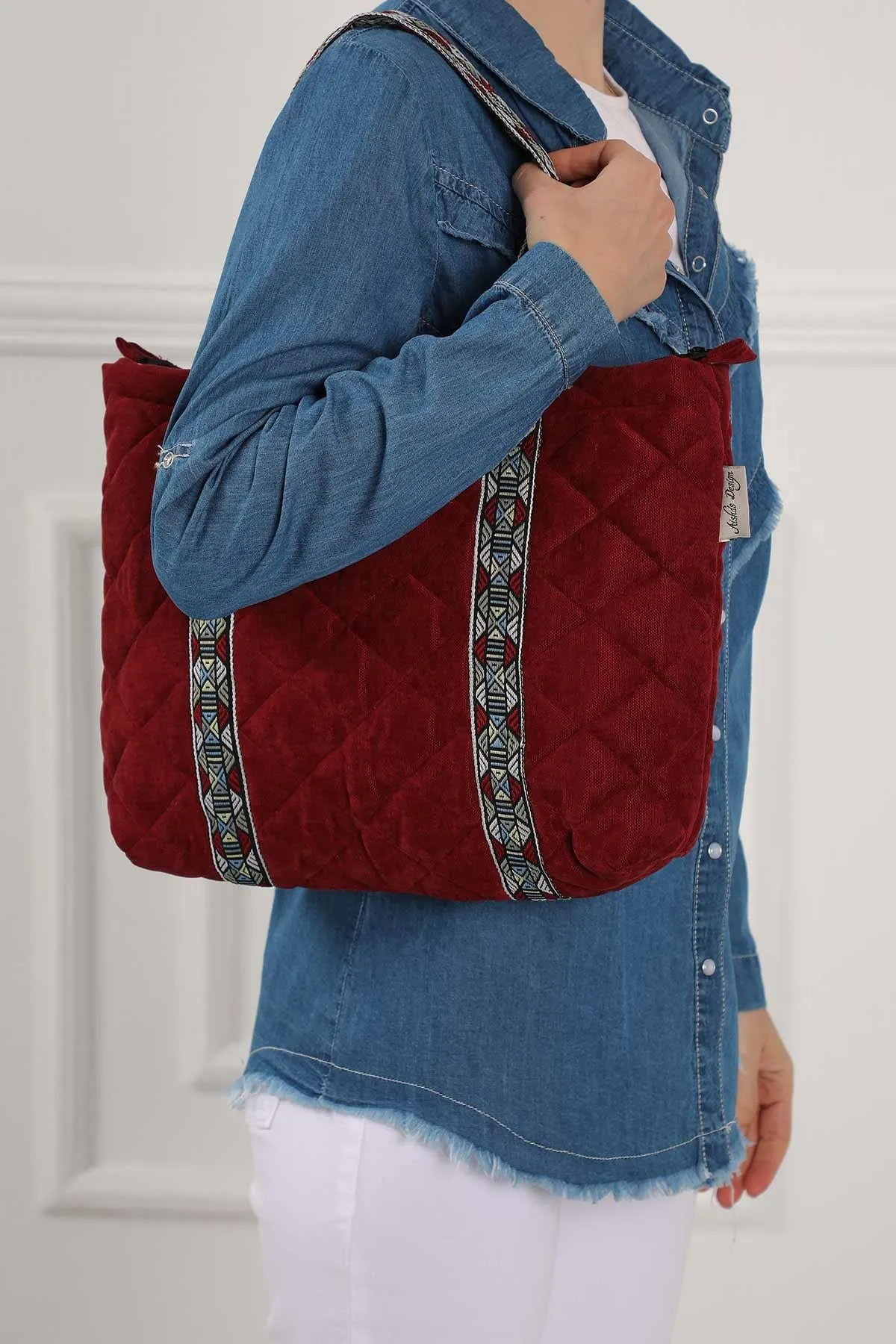 Quilted Polyester Knit Fabric Stylish Handbag with Beautiful Accessory for Women,CK-29