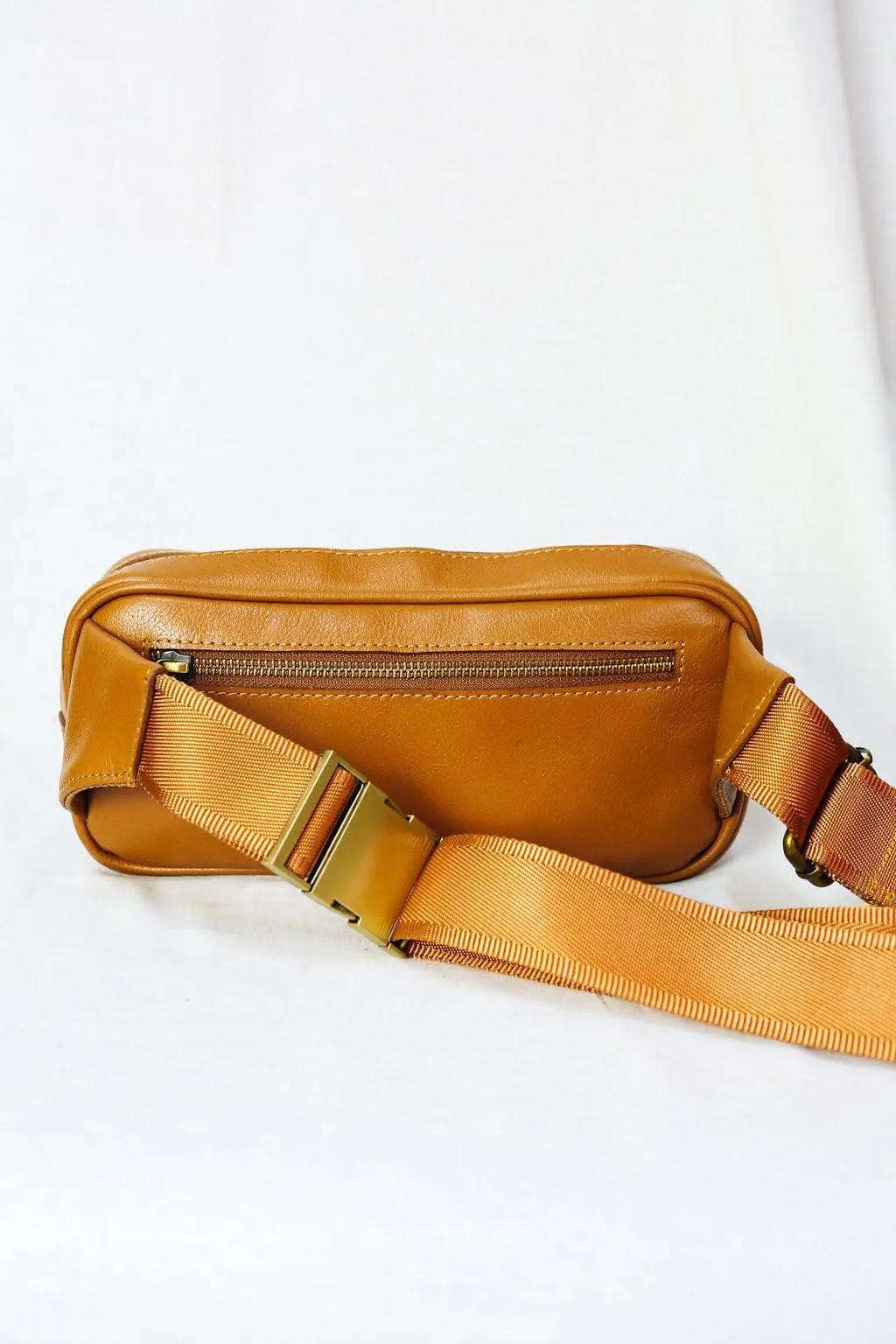 Rafa Fanny Pack Tan 1.0