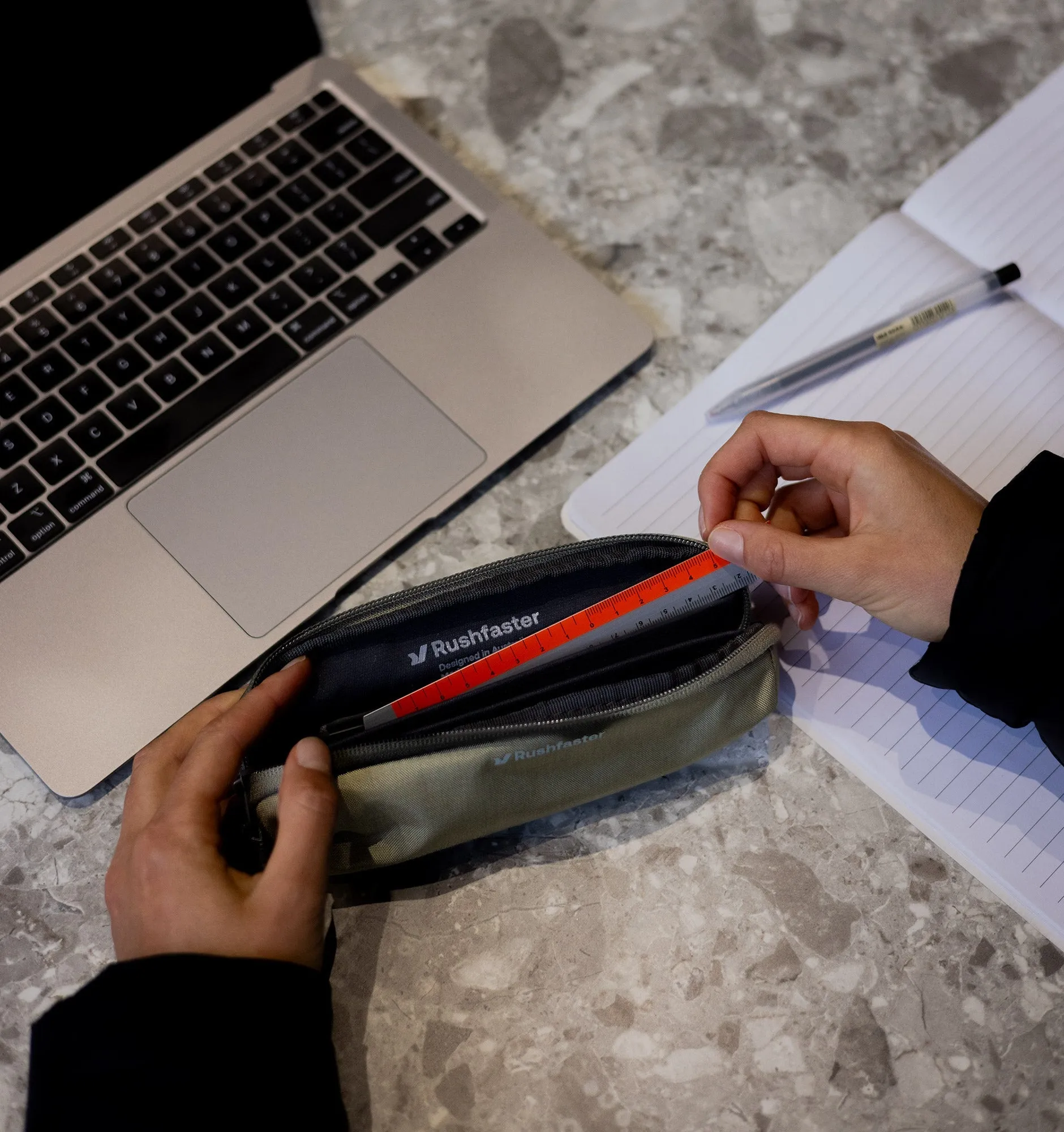Rushfaster Pencil Case