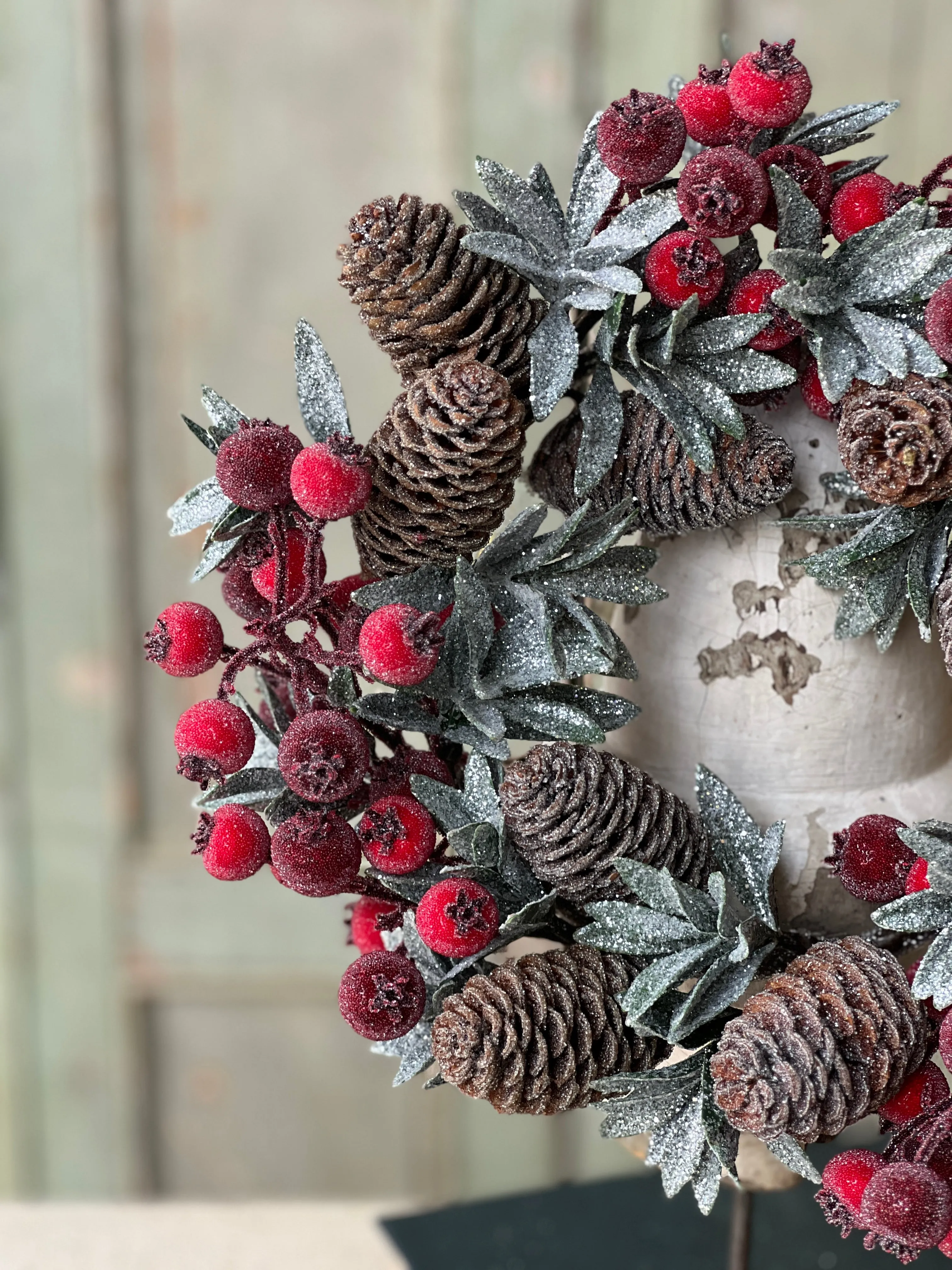 Sugar Laurel Candle Ring | 11"